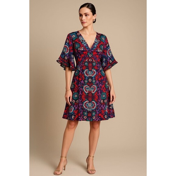 nanette lepore Surplice Dress 6 Multi 100% SILK Floral Flare USA MADE 337-4163
